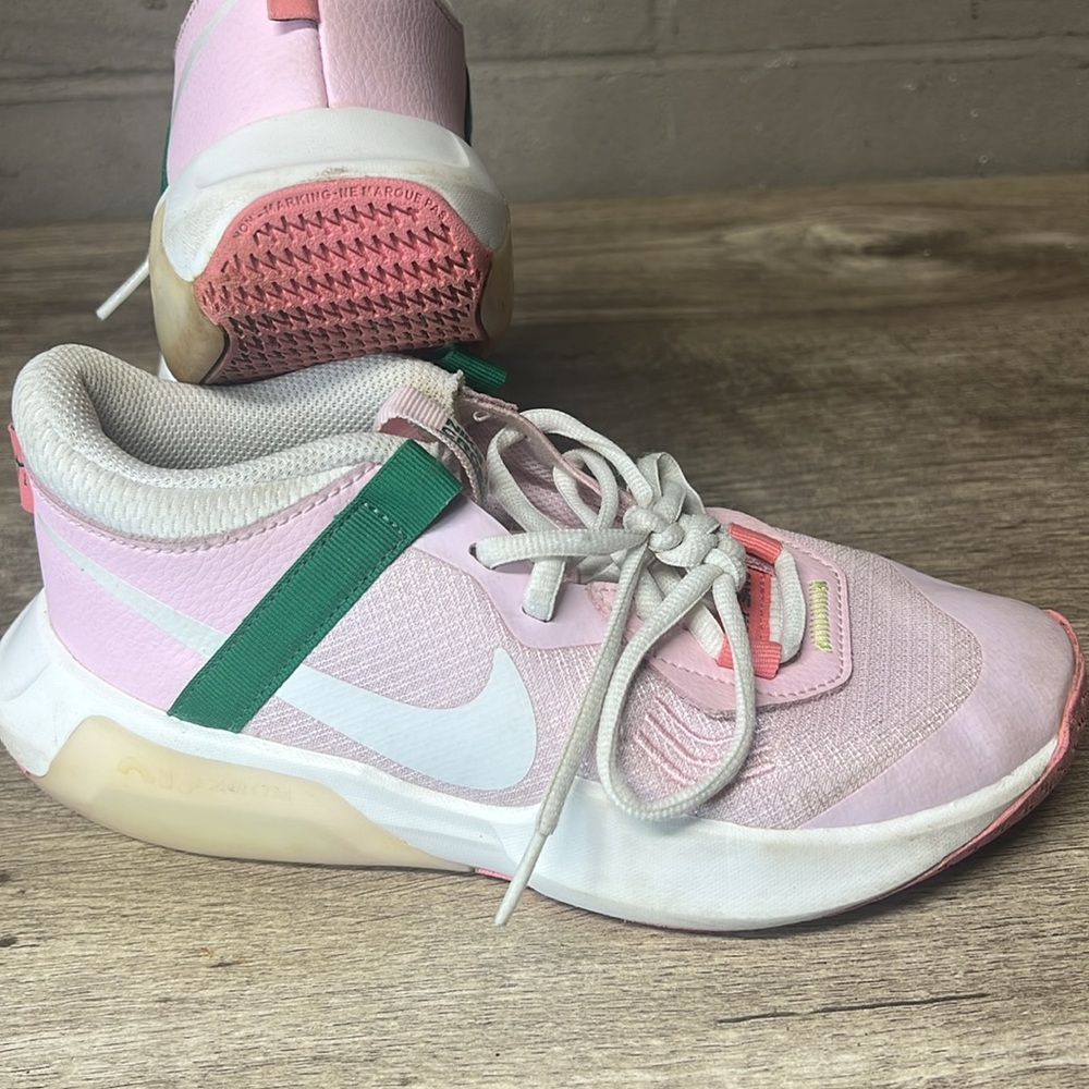 Girls 3.5Y NIKE Zoom Crossover  (Pink White Green) Game Mode Nike Fly Just Do It